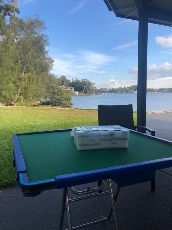 Campsite Water Front House *